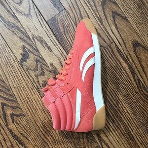 Reebok Freestyle Sneakers